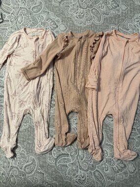 Cloud Island Baby Girl Super Soft Pajamas 3-6M Bundle 3 Zip Footies